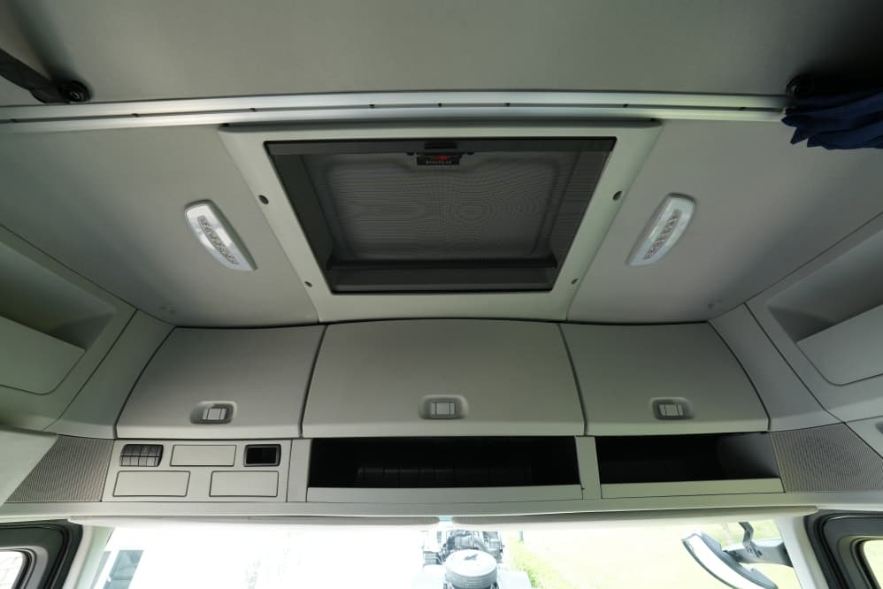 Tủ đồ nóc AUMAN EST FV 400